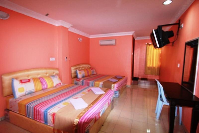 Sentosa Villa Hotel Klang Bagian luar foto